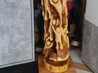 Wooden sculpture – Holzskulptur