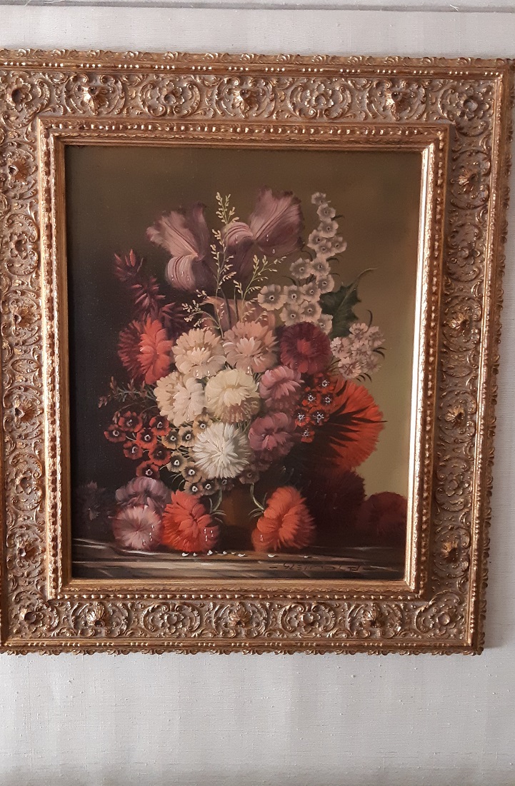Flowers oil painting with golden frame