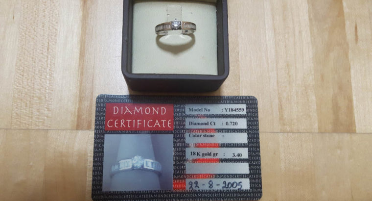 Diamond ring with certificate