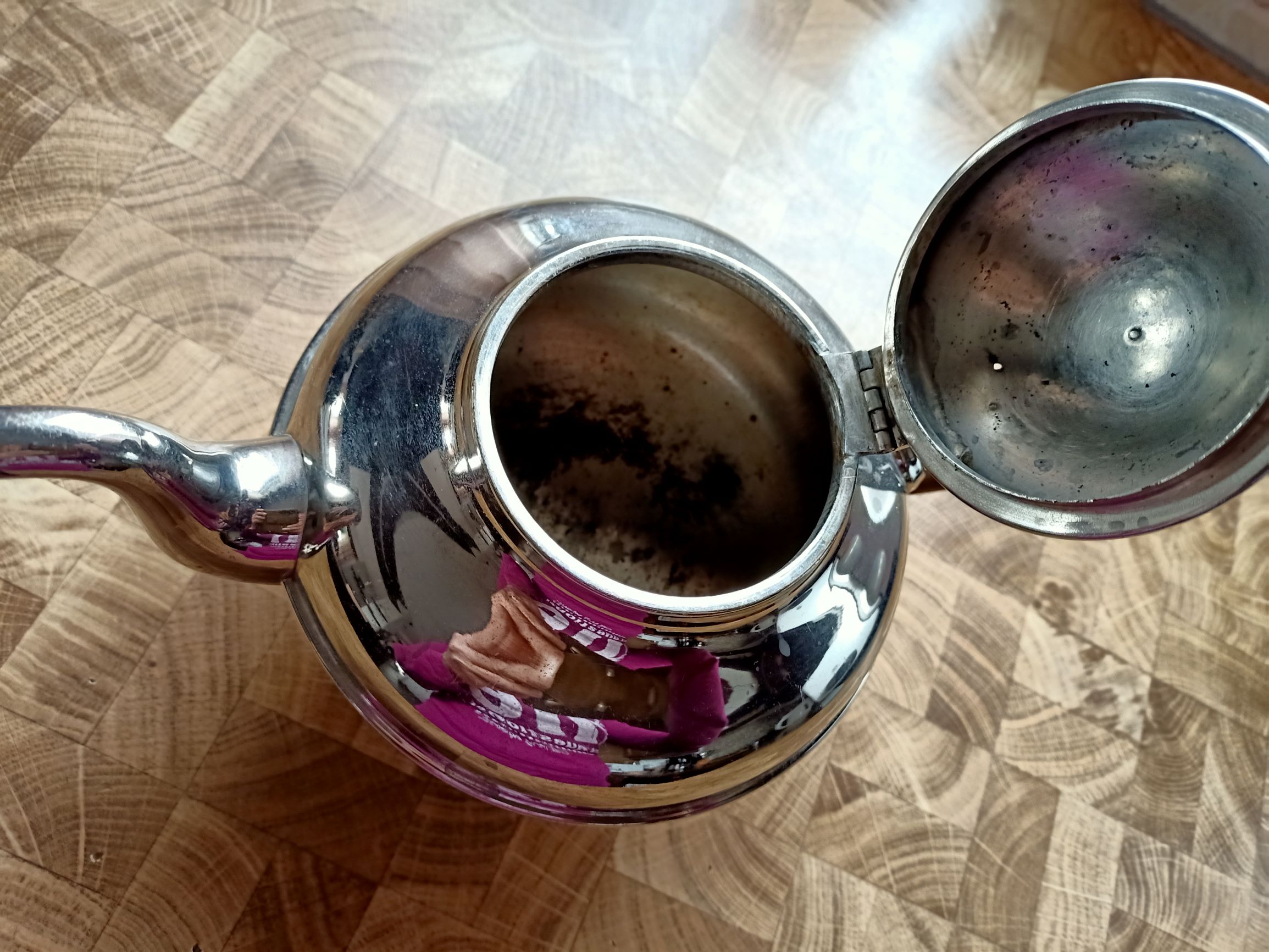 Metal jug silver-colored – Metallkanne silberfarben