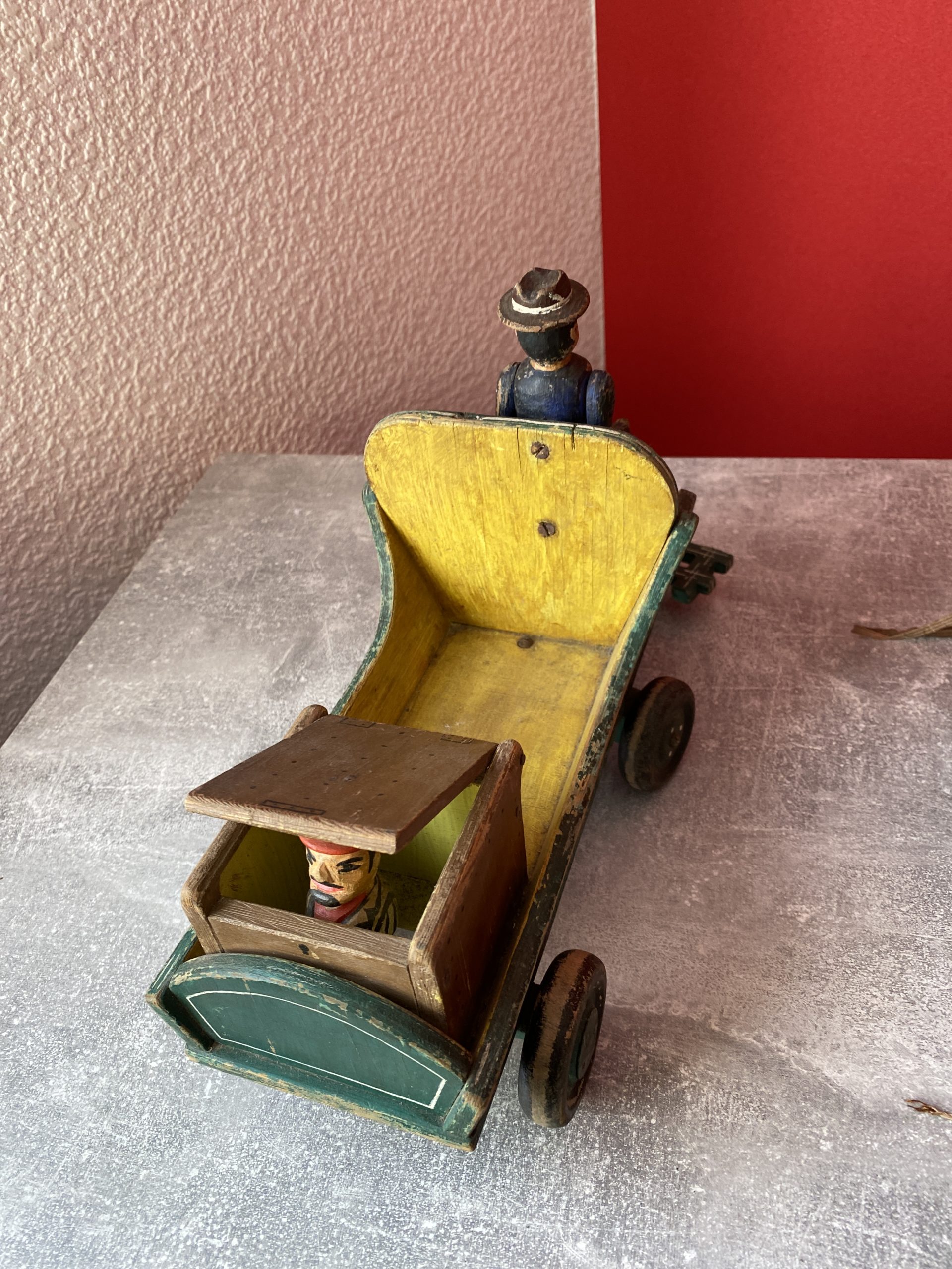 Old wooden toy – Altes Holzspielzeug