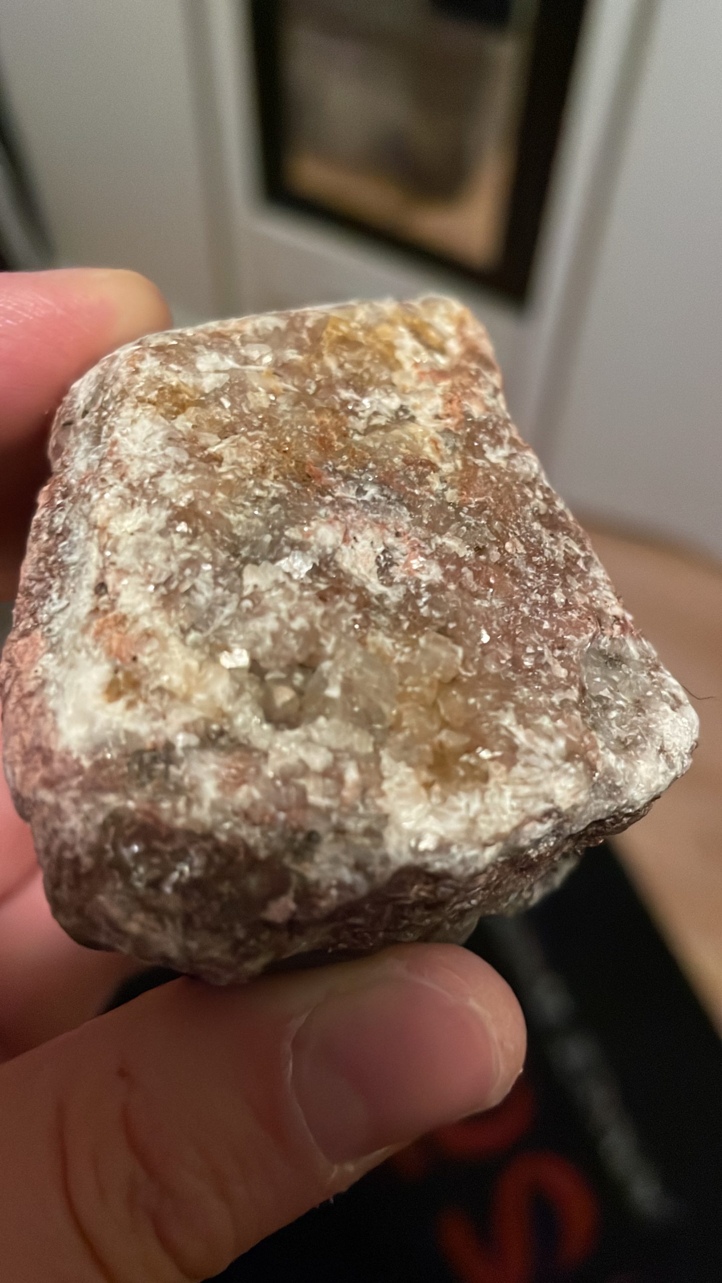 Steine aus Bergbau 2500 meter Tiefe – Mining stones at a depth of 2500 meters