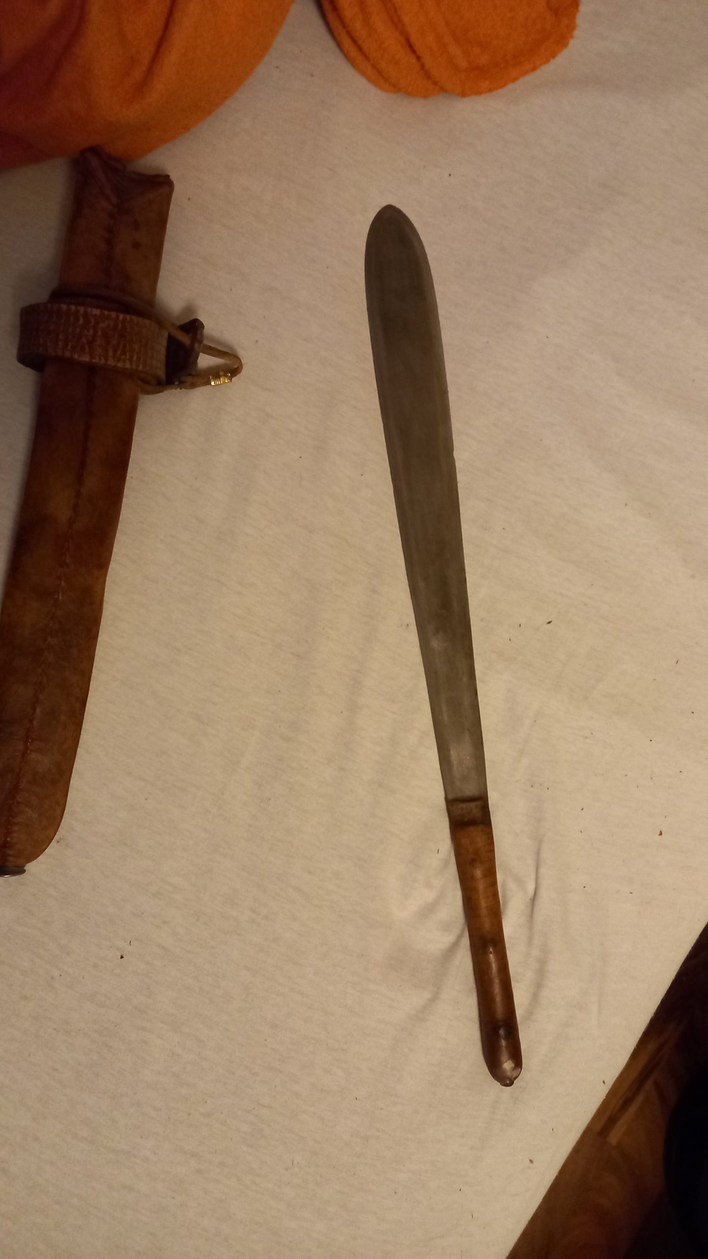 Antique Sword: Antikes Schwert oder Machete mit scheide, original Leder