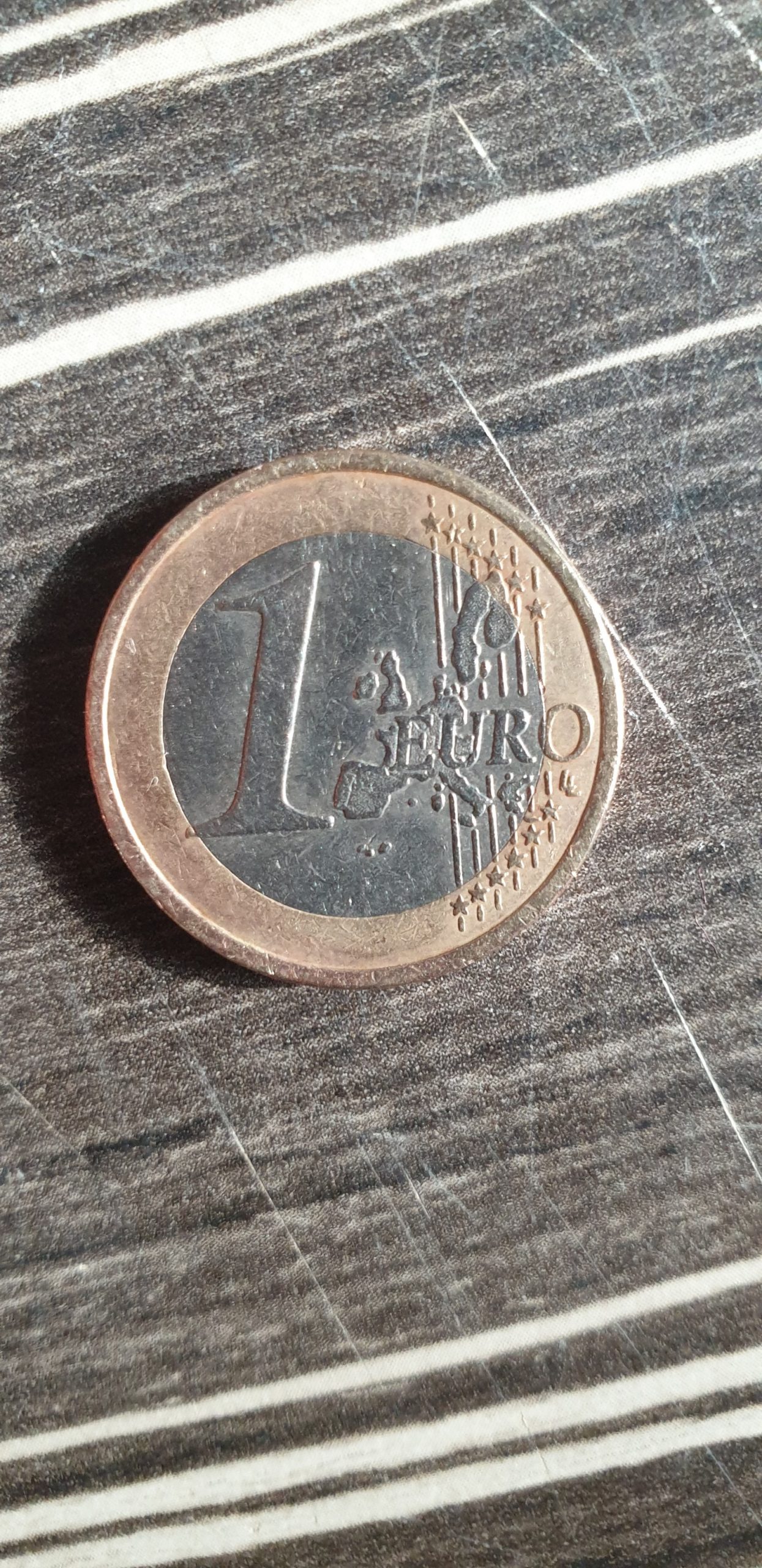 Possible error coin – Eventuelle Fehlprägung auf 1 Euro Münze ?