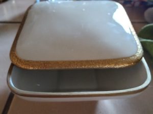 Porzellan Schale mit Deckel gold verziert